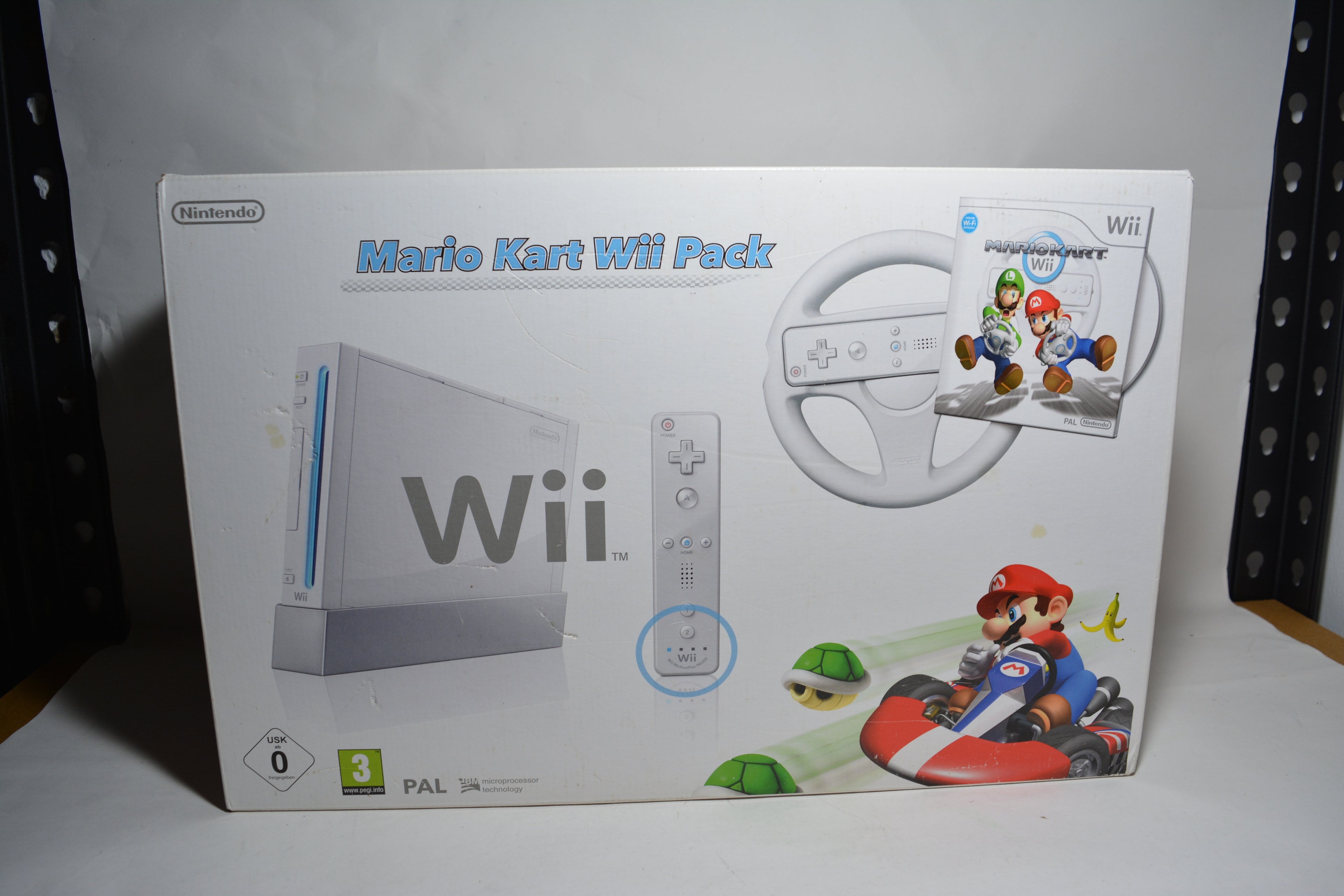 Nintendo Wii Konsole - OVP Mario Kart Paket!
