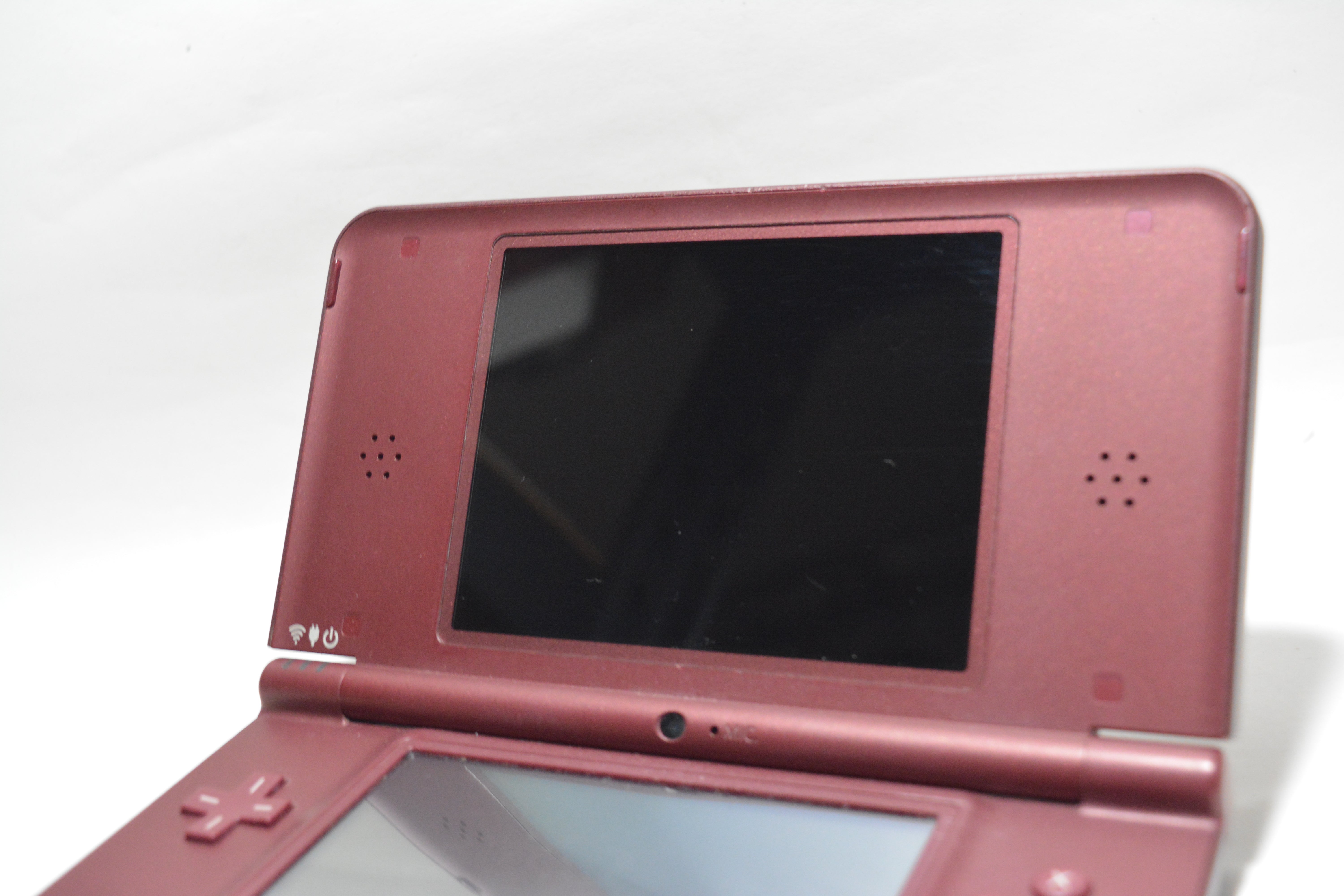Nintendo DSi XL (Wine Red) – Retro Loot e. U.