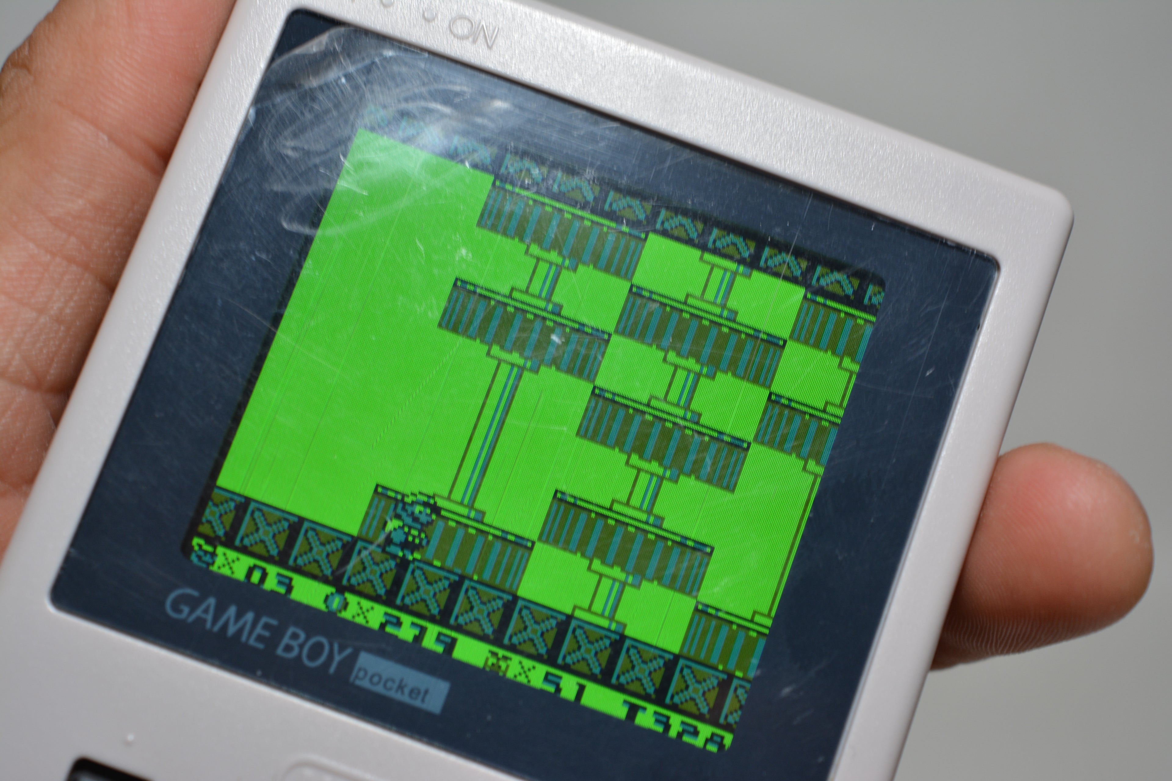 Nintendo Game Boy Pocket (DMG Style) – Restauriert; IPS Mod