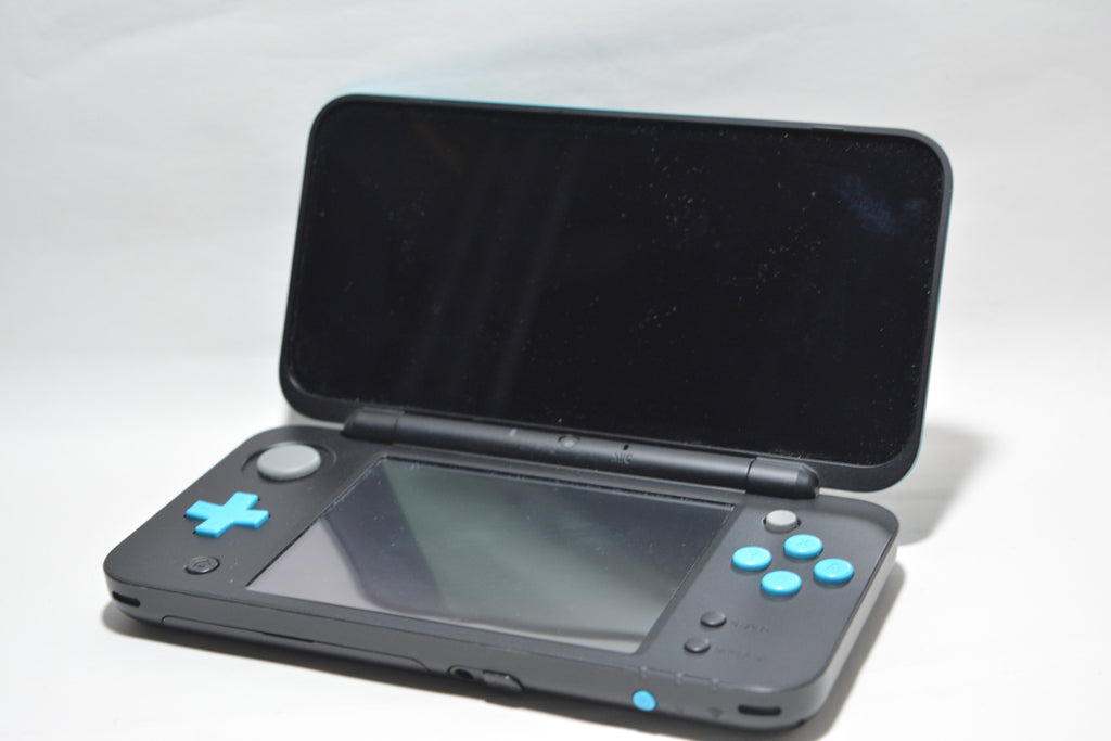 New Nintendo 2DS XL Black + Turquoise