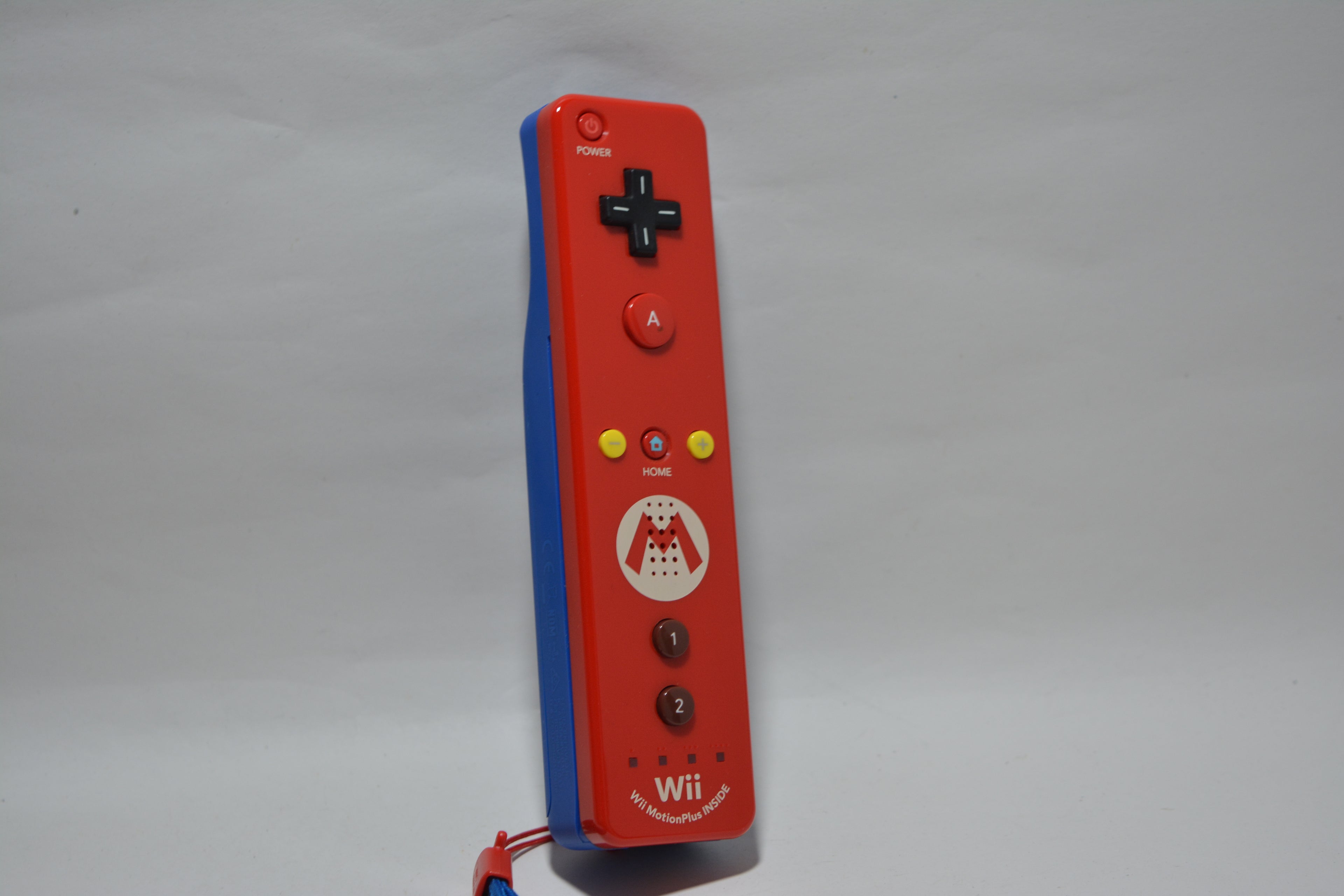 Mario Wii Remote Plus [Special Edition]