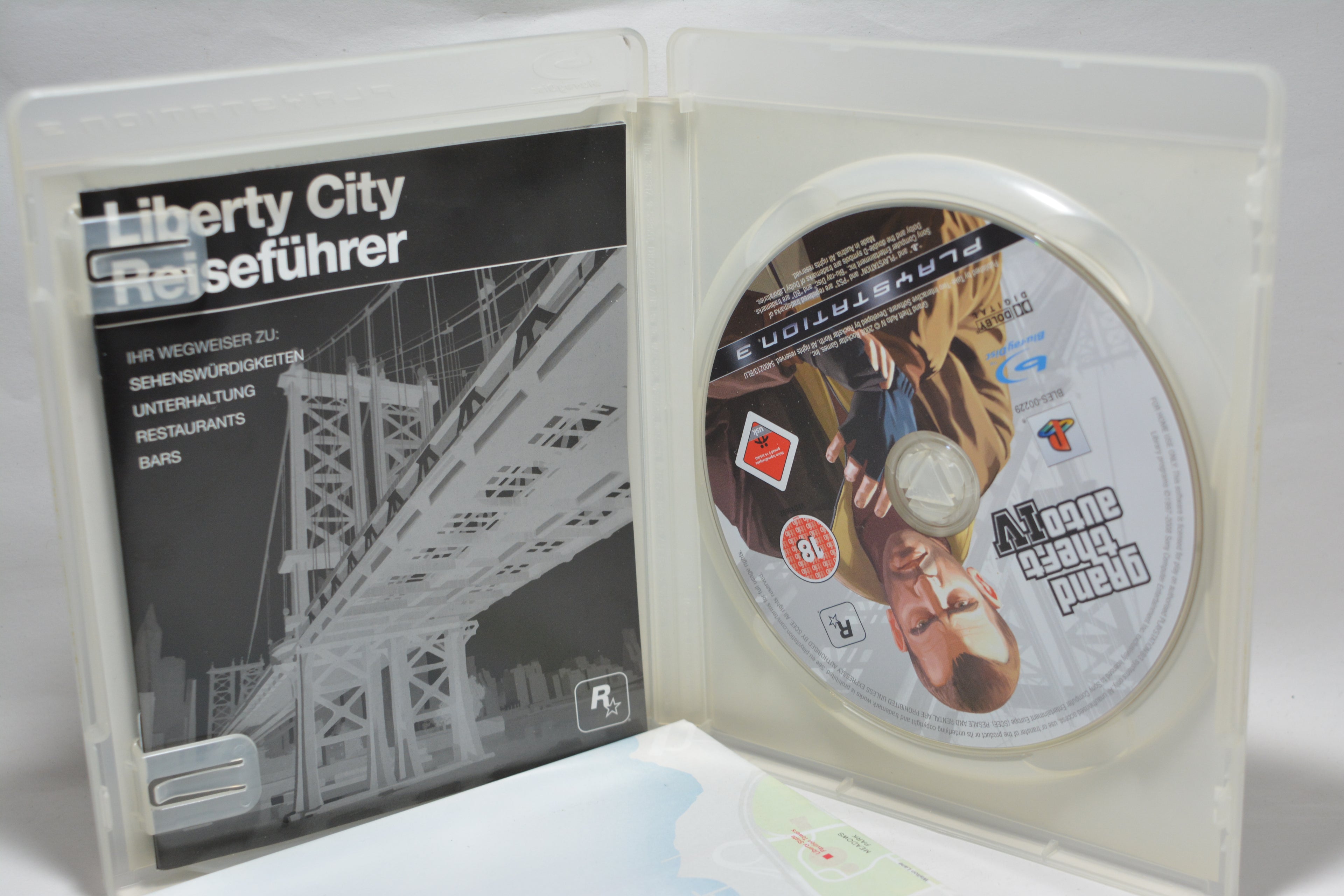 Grand Theft Auto IV (GTA 4)