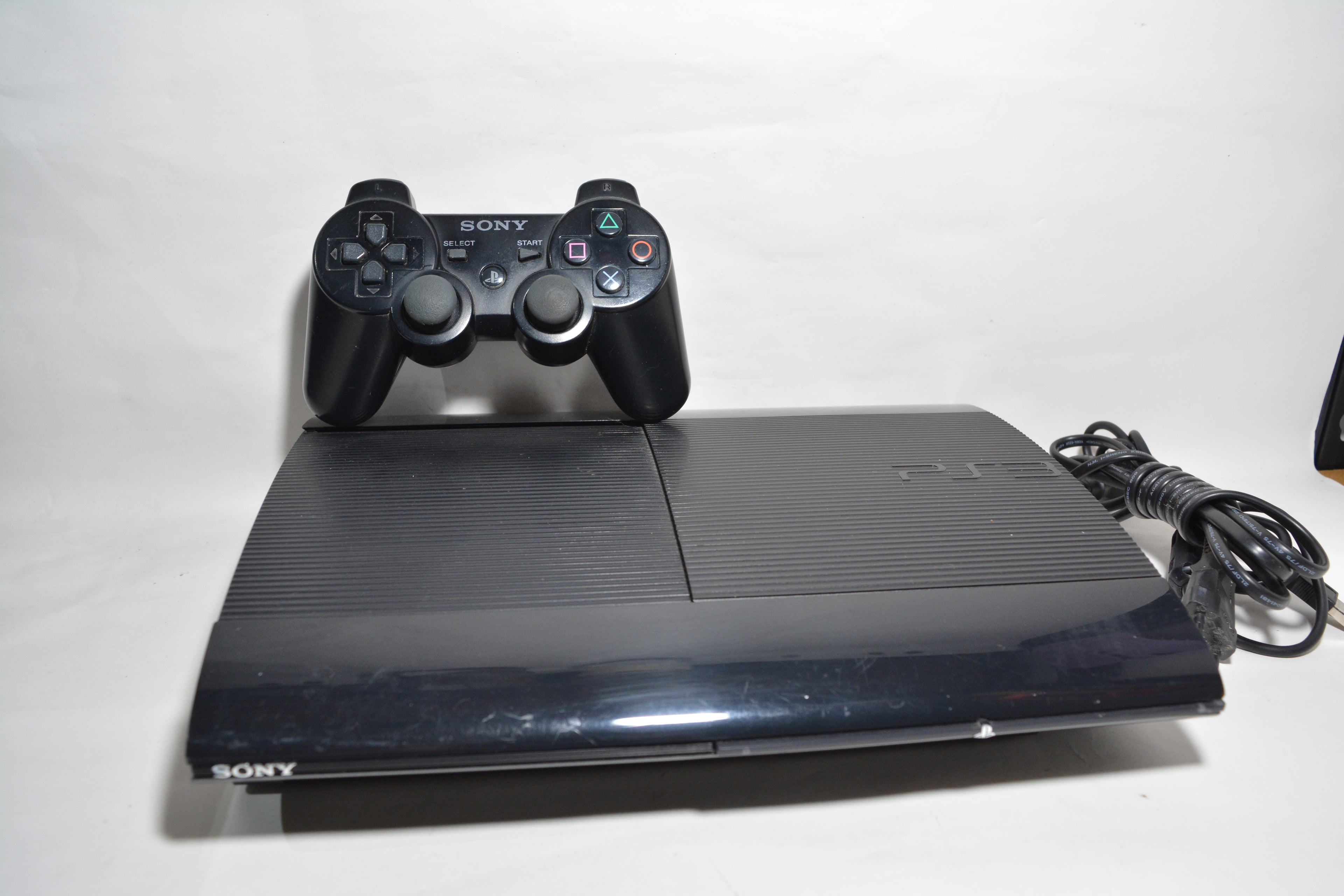 PlayStation 3 Super Slim (465GB)