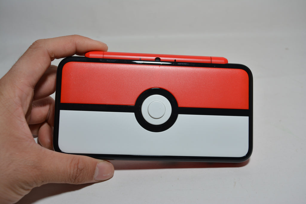New Nintendo 2DS XL Console Pokeball Edition Pokemon - INKL. MOD 23x Spiele installiert