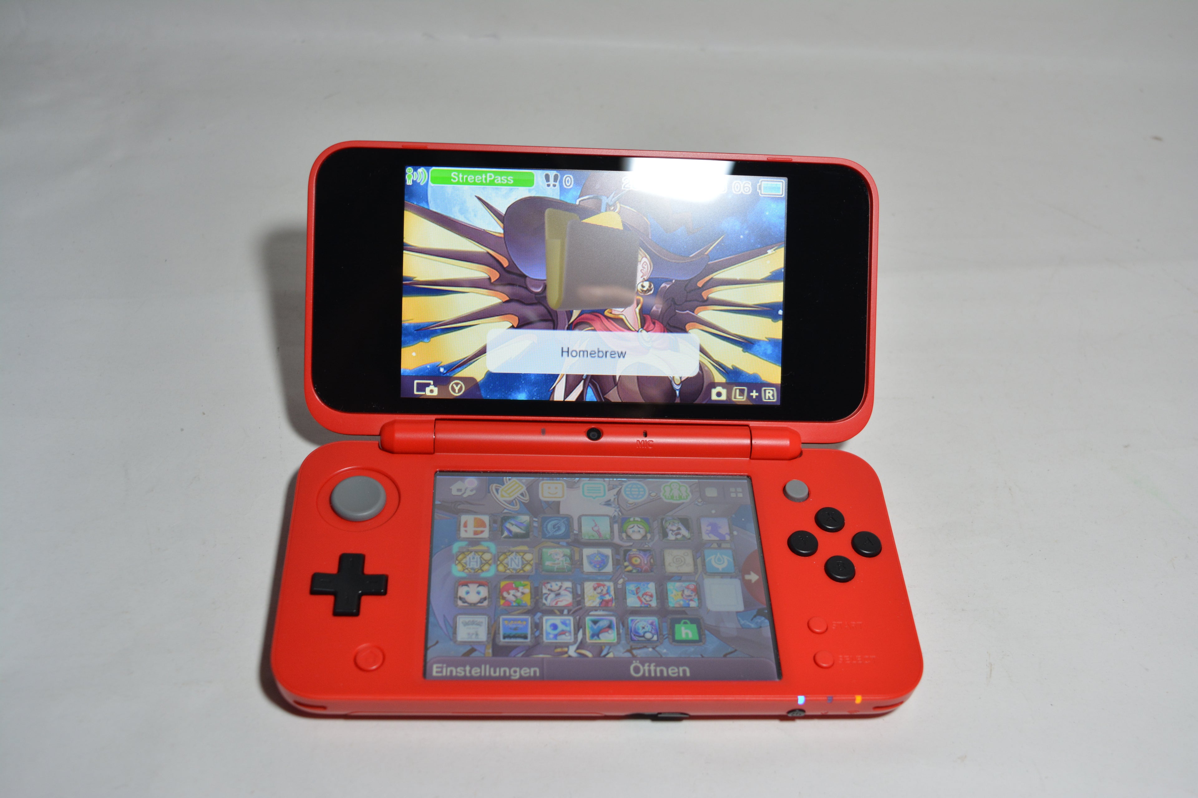 New Nintendo 2DS XL Console Pokeball Edition Pokemon - INKL. MOD 23x Spiele installiert